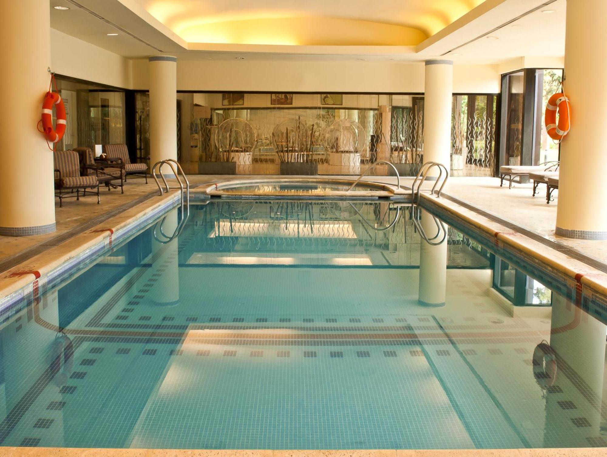 Hotel Sheraton & Convention Center